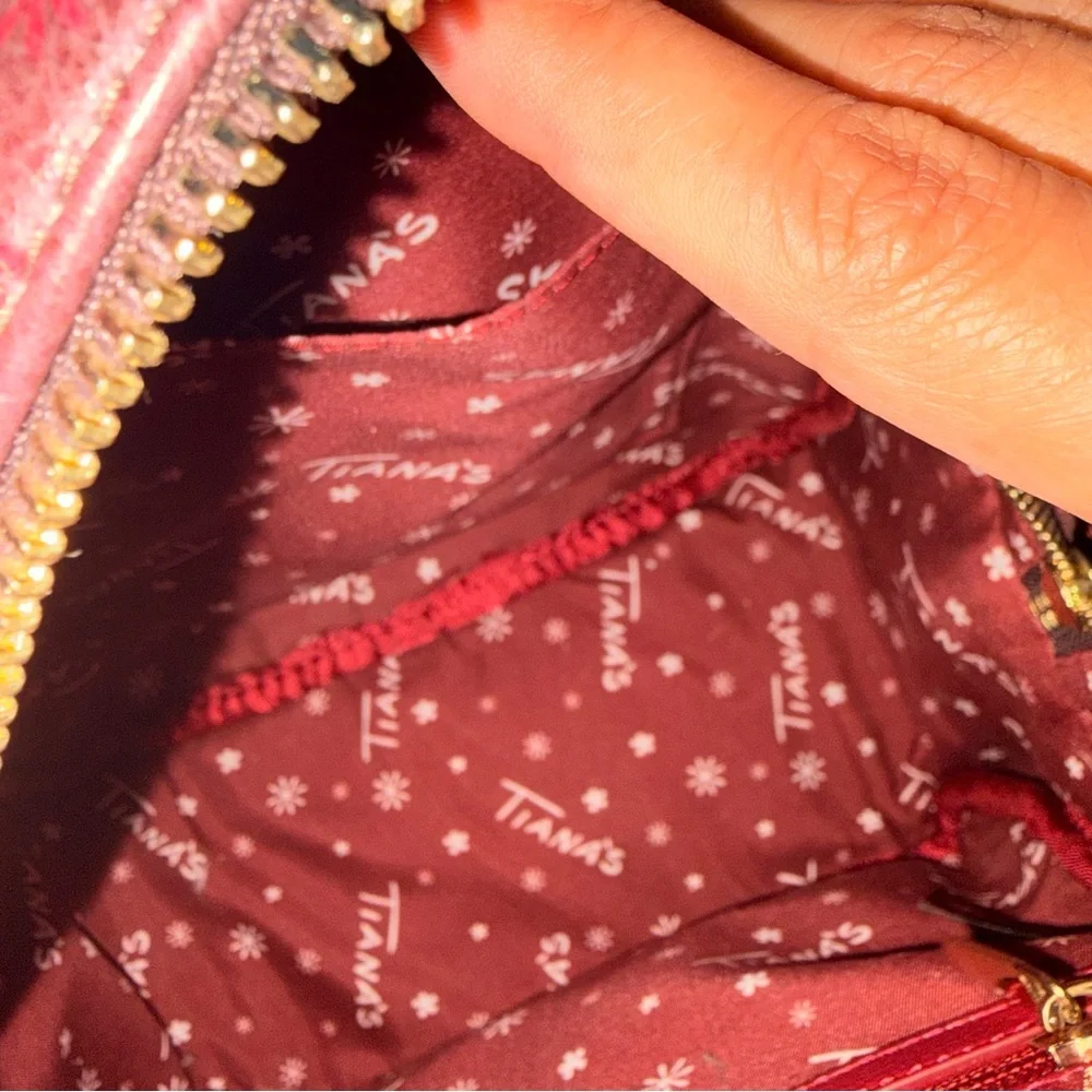 Her universe Disney princess and the frog Tiana and beignets mini backpack! - Picture 4 of 5